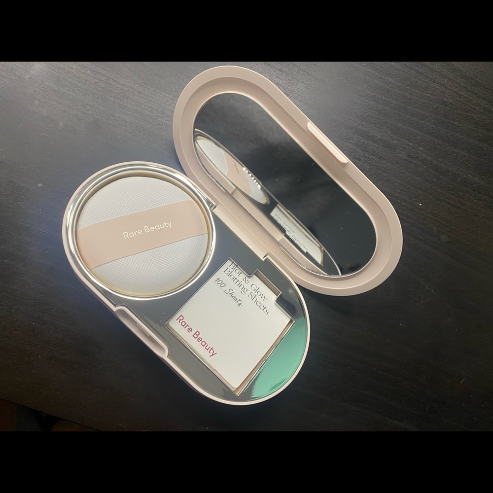 Rare Beauty blotting kit